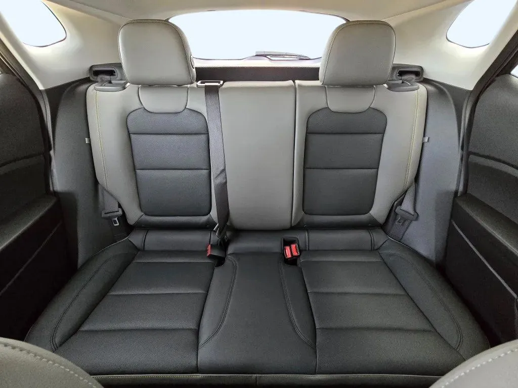 2026 Chevrolet Trax Activ - Photo 28