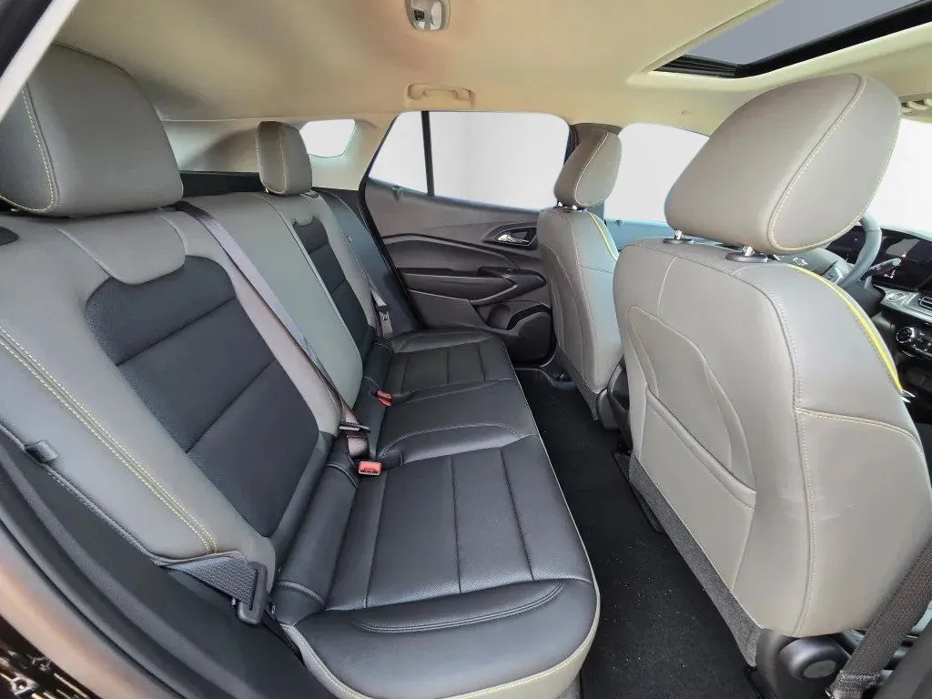 2026 Chevrolet Trax Activ - Photo 31