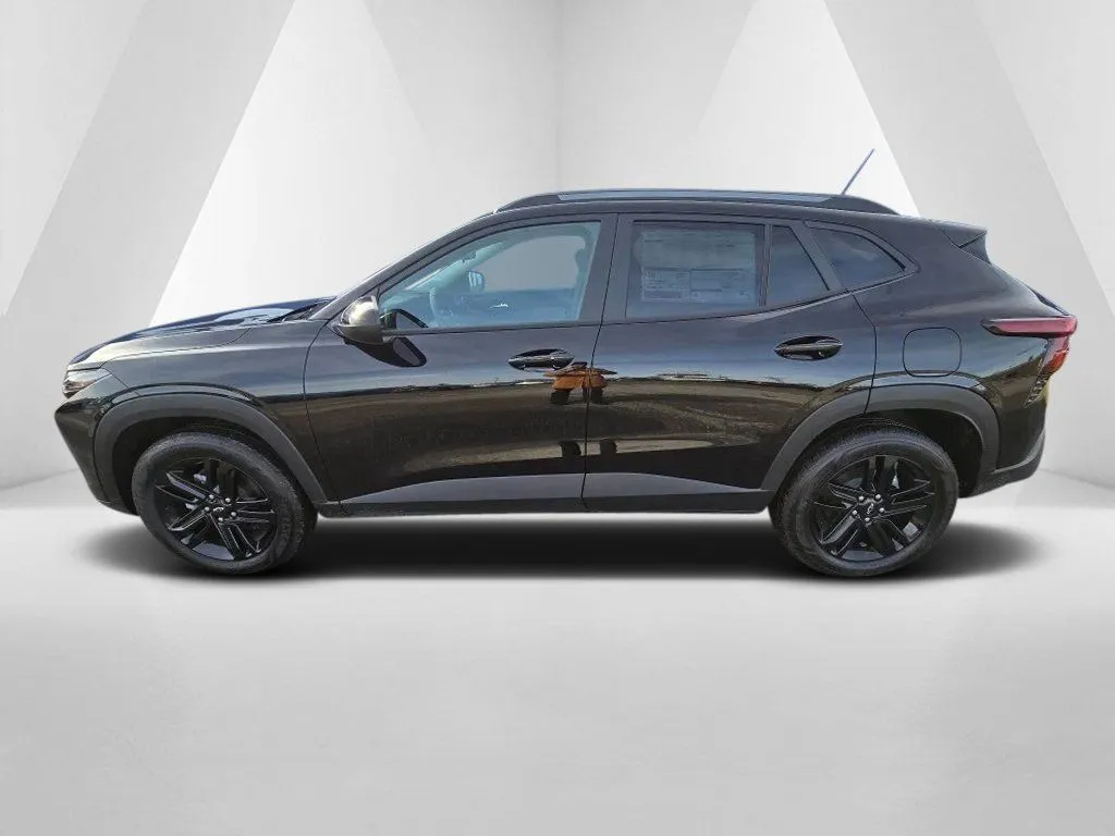2026 Chevrolet Trax Activ - Photo 4