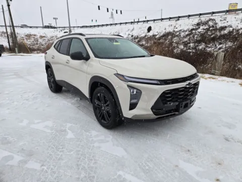 White 2026 Chevrolet Trax ACTIV for sale in Grayson, KY