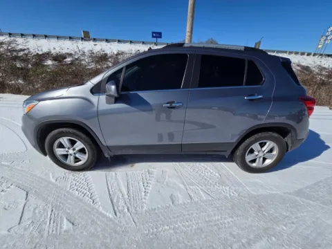 More photos of 2020 Chevrolet Trax LT at Pure Country Automotive, KY