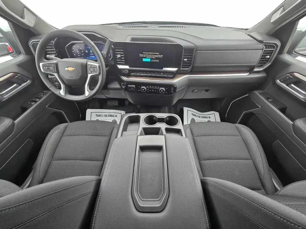 2026 Chevrolet Silverado 1500 LT - Photo 9