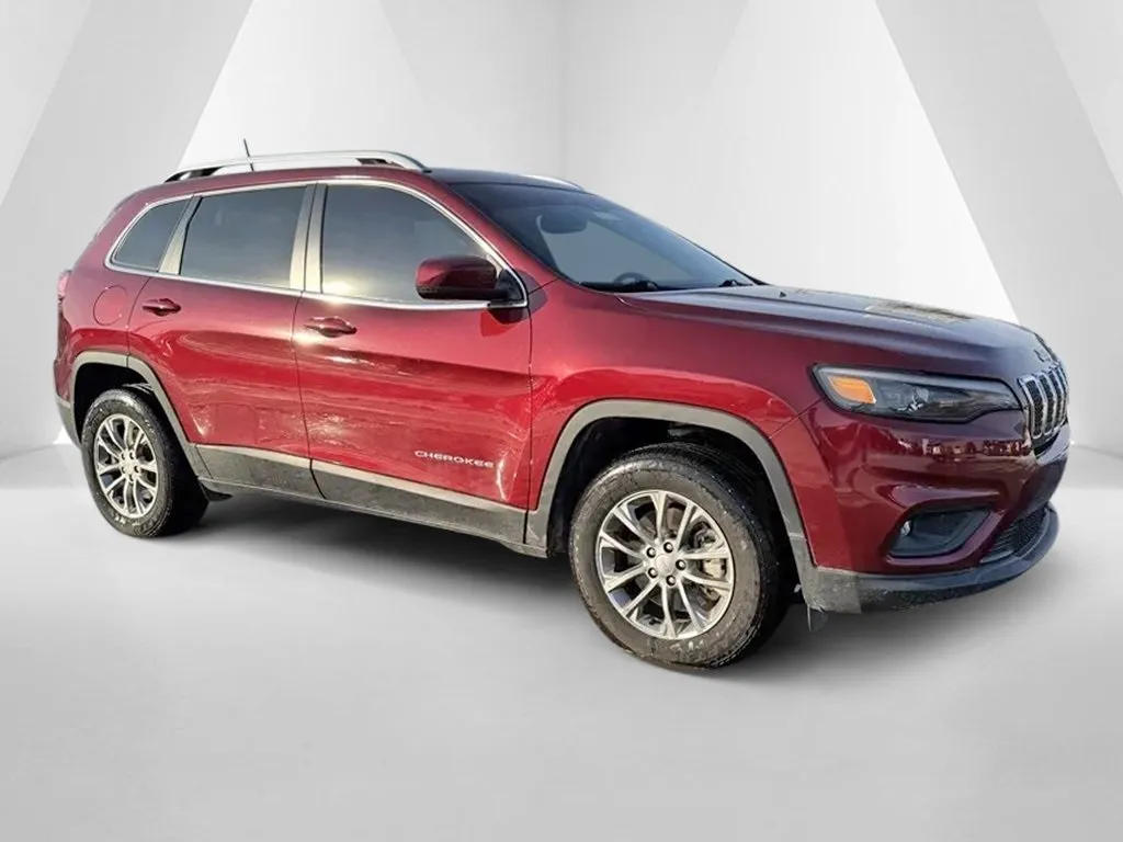 Red 2021 Jeep Cherokee Latitude Lux for sale in Grayson, KY