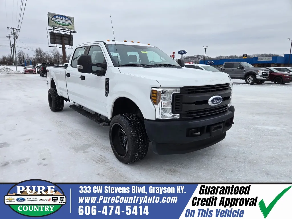 White 2018 Ford F-250SD XL for sale in Grayson, KY