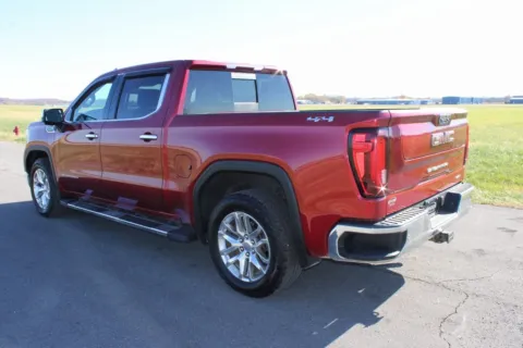 More photos of 2020 GMC Sierra 1500 SLT at Pure Country Automotive, KY