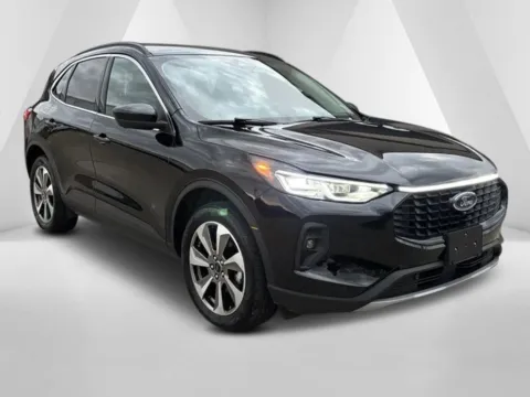 Black 2024 Ford Escape Platinum for sale in Grayson, KY