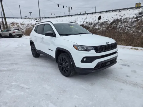 White 2026 Jeep Compass Latitude for sale in Grayson, KY