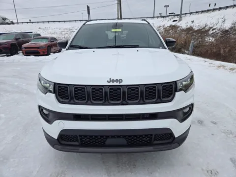 Photos of 2026 Jeep Compass Latitude for sale in Grayson, KY at Pure Country Automotive