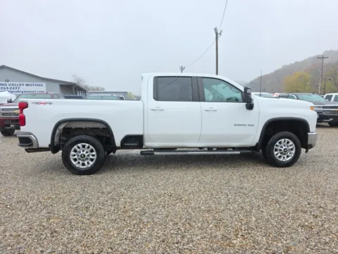 More photos of 2023 Chevrolet Silverado 2500HD LT at Pure Country Automotive, KY