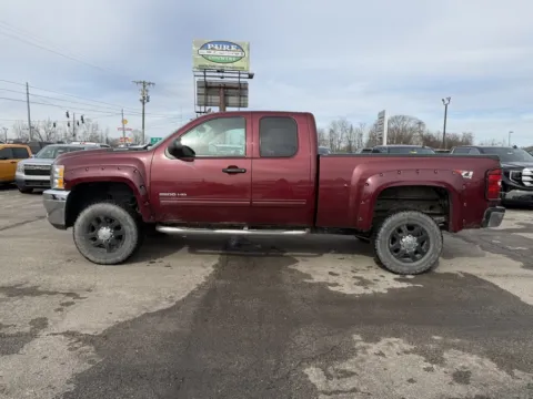 More photos of 2013 Chevrolet Silverado 2500HD LT at Pure Country Automotive, KY