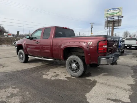 More photos of 2013 Chevrolet Silverado 2500HD LT at Pure Country Automotive, KY