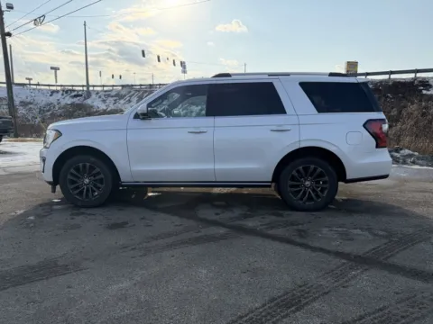 More photos of 2019 Ford Expedition Limited at Pure Country Automotive, KY