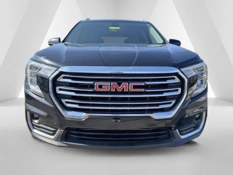 Photos of 2022 GMC Terrain SLT for sale in Grayson, KY at Pure Country Automotive