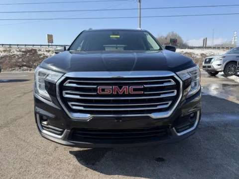 Photos of 2022 GMC Terrain SLT for sale in Grayson, KY at Pure Country Automotive