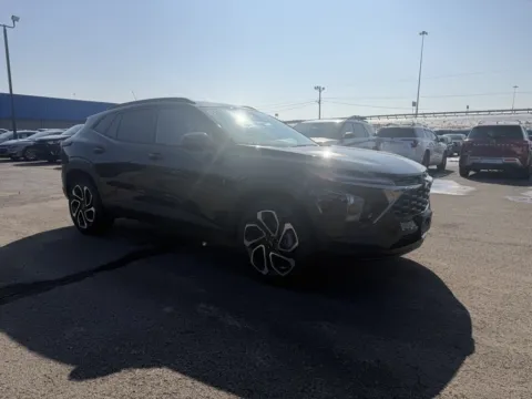 Black 2026 Chevrolet Trax 2RS for sale in Grayson, KY