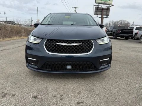 Photos of 2023 Chrysler Pacifica Touring L for sale in Grayson, KY at Pure Country Automotive