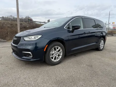 Another view of 2023 Chrysler Pacifica Touring L for sale in Grayson, KY at Pure Country Automotive