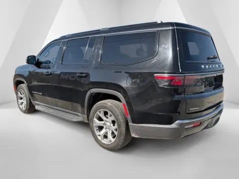 More photos of 2022 Jeep Wagoneer Series II at Pure Country Automotive, KY