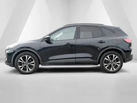 More photos of 2021 Ford Escape SE at Pure Country Automotive, KY