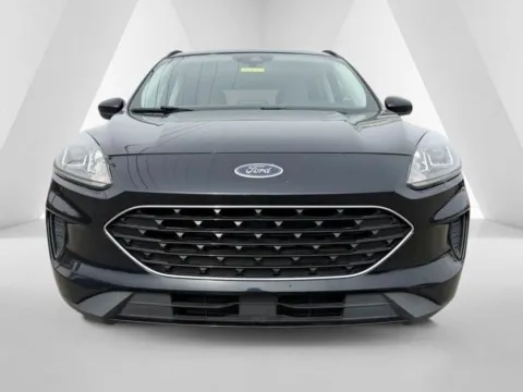 Photos of 2021 Ford Escape SE for sale in Grayson, KY at Pure Country Automotive