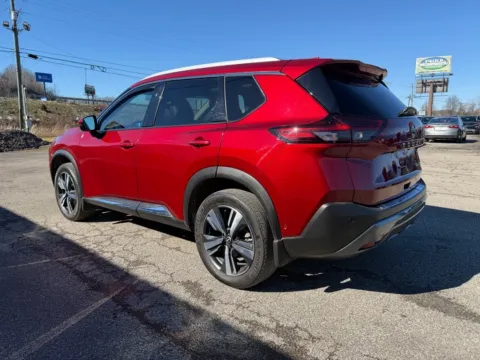 More photos of 2023 Nissan Rogue SL at Pure Country Automotive, KY