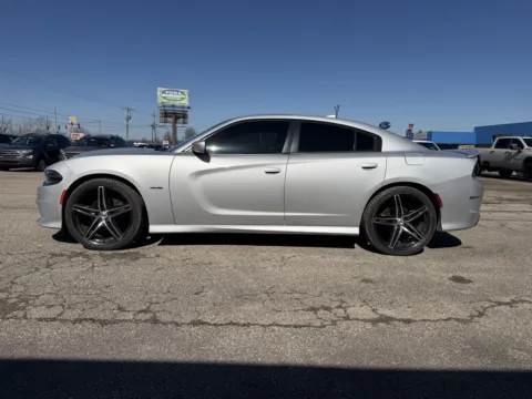 More photos of 2019 Dodge Charger R/T at Pure Country Automotive, KY