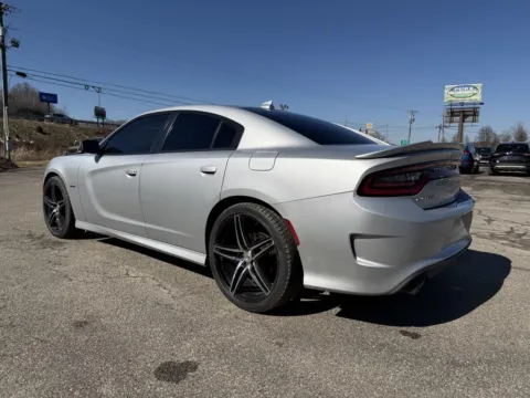More photos of 2019 Dodge Charger R/T at Pure Country Automotive, KY