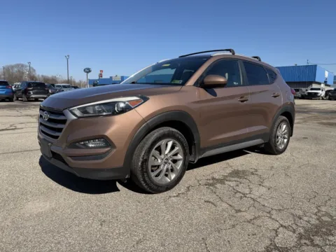 Another view of 2017 Hyundai Tucson SE for sale in Grayson, KY at Pure Country Automotive
