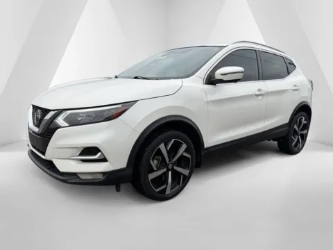 Another view of 2021 Nissan Rogue Sport SL for sale in Grayson, KY at Pure Country Automotive