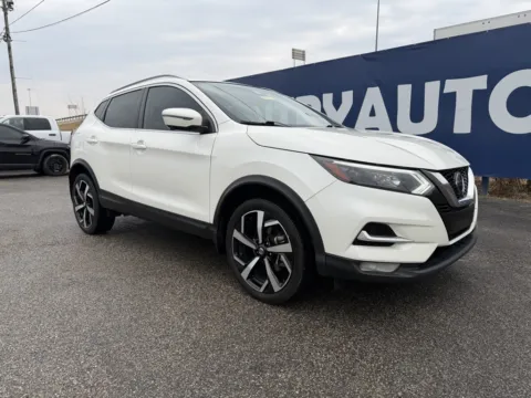 White 2021 Nissan Rogue Sport SL for sale in Grayson, KY