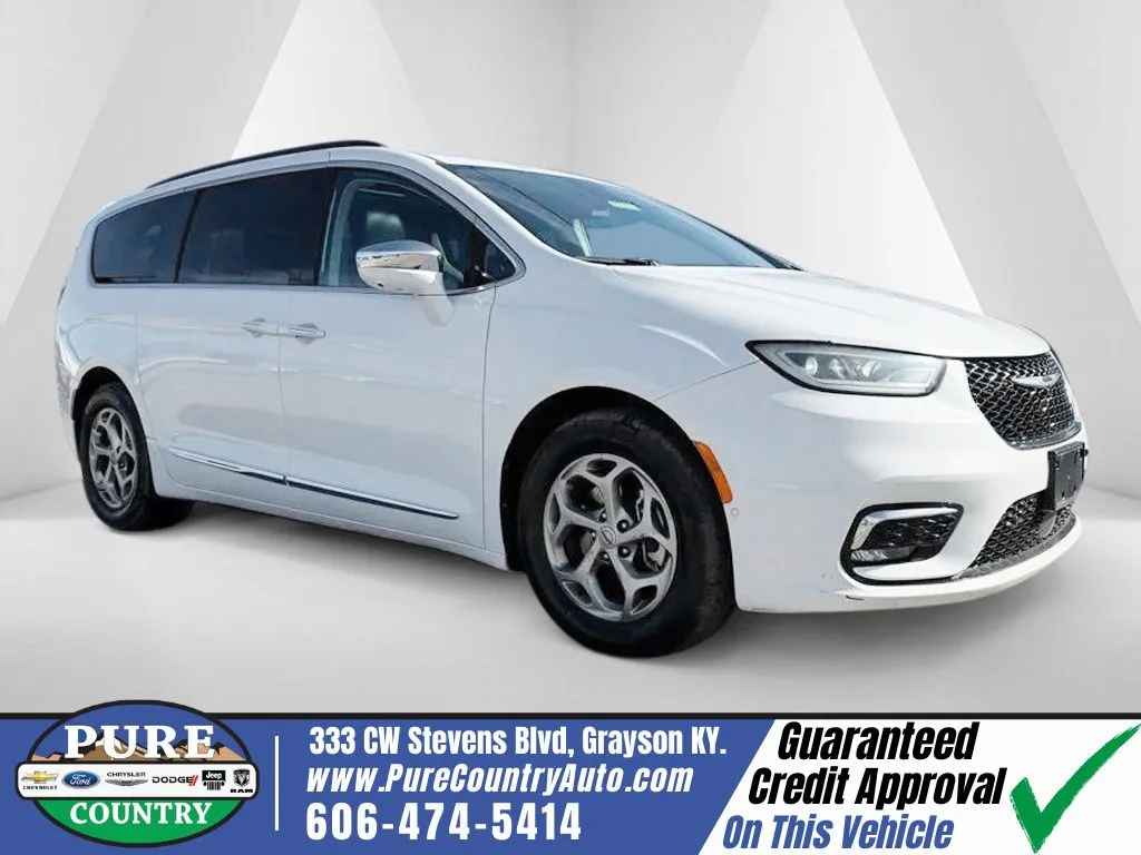 White 2022 Chrysler Pacifica Limited for sale in Grayson, KY