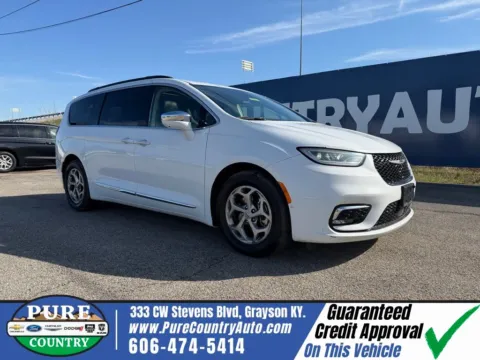 White 2022 Chrysler Pacifica Limited for sale in Grayson, KY