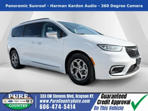 White 2022 Chrysler Pacifica Limited for sale in Grayson, KY