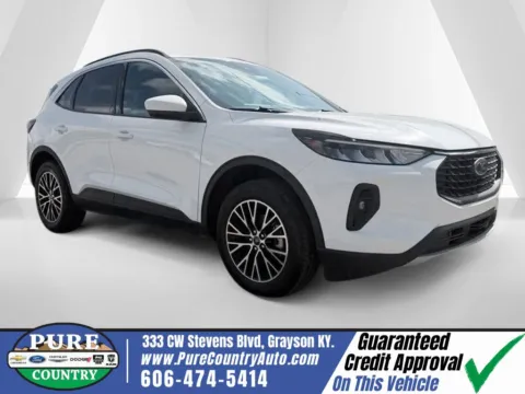 White 2023 Ford Escape Plug-In Hybrid for sale in Grayson, KY