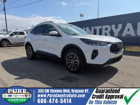 White 2023 Ford Escape Plug-In Hybrid for sale in Grayson, KY