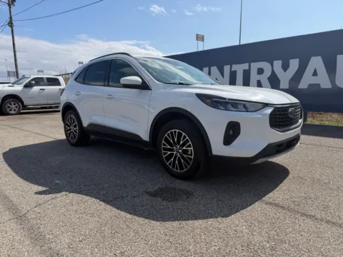 White 2023 Ford Escape Plug-In Hybrid for sale in Grayson, KY