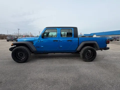 More photos of 2026 Jeep Gladiator Sport at Pure Country Automotive, KY