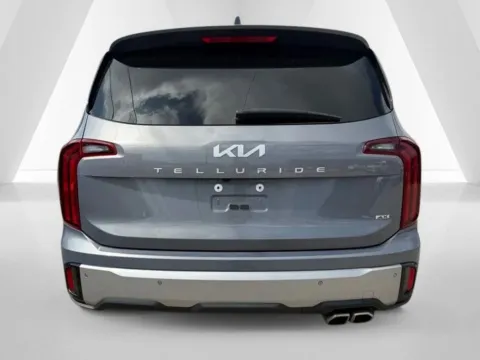 More photos of 2023 Kia Telluride S at Pure Country Automotive, KY
