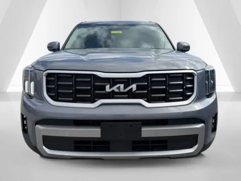 Photos of 2023 Kia Telluride S for sale in Grayson, KY at Pure Country Automotive