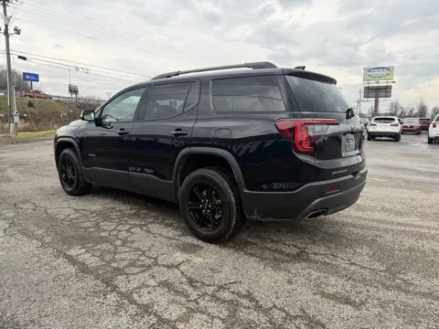 More photos of 2022 GMC Acadia AT4 at Pure Country Automotive, KY