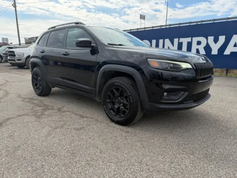 Black 2022 Jeep Cherokee X for sale in Grayson, KY