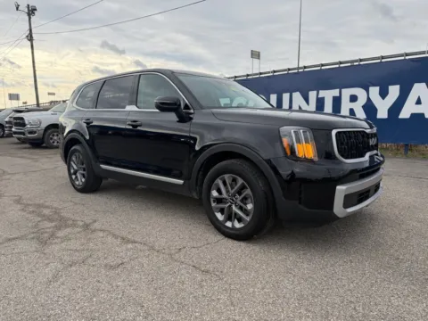 Black 2024 Kia Telluride LX for sale in Grayson, KY