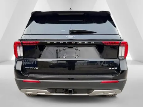 More photos of 2026 Ford Explorer Active at Pure Country Automotive, KY