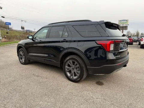 More photos of 2026 Ford Explorer Active at Pure Country Automotive, KY