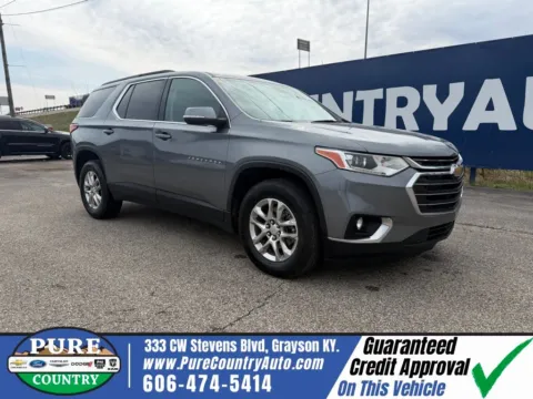 Gray 2021 Chevrolet Traverse LT for sale in Grayson, KY