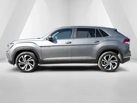 More photos of 2022 Volkswagen Atlas Cross Sport 2.0T SEL at Pure Country Automotive, KY
