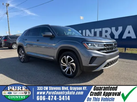 Black 2022 Volkswagen Atlas Cross Sport 2.0T SEL for sale in Grayson, KY