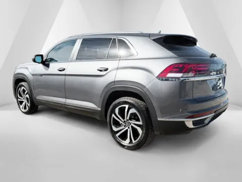 More photos of 2022 Volkswagen Atlas Cross Sport 2.0T SEL at Pure Country Automotive, KY