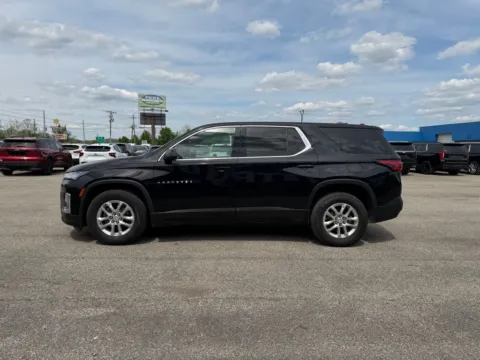 More photos of 2023 Chevrolet Traverse LS at Pure Country Automotive, KY