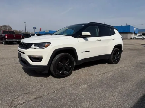 Another view of 2019 Jeep Compass Altitude for sale in Grayson, KY at Pure Country Automotive